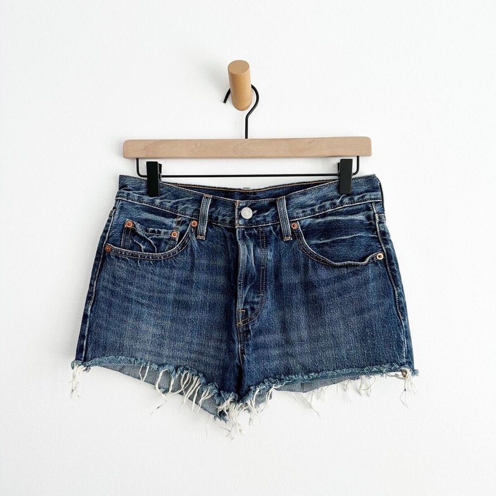 Levi's Premium 501 HIGH RISE WOMEN'S SHORTS Raw Hem Size 24 Medium Wash Blue